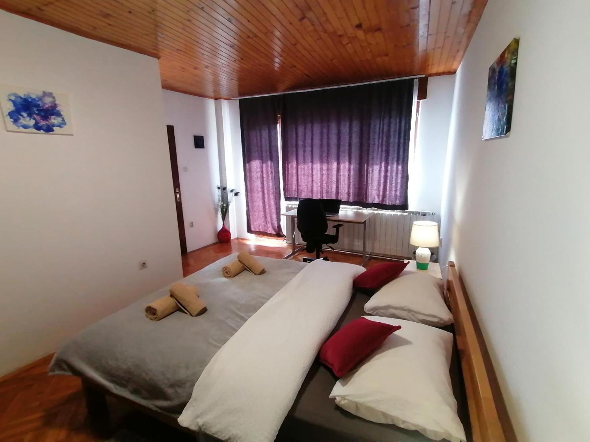 Cozy 1-Bdrm Apt In Dubec, Ideal For Work Or Study Sesvete Exterior foto
